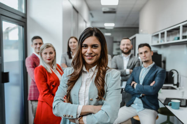 LIDERE O SEU FUTURO. CRIE O NEGÓCIO IMOBILIÁRIO QUE SEMPRE QUIS.