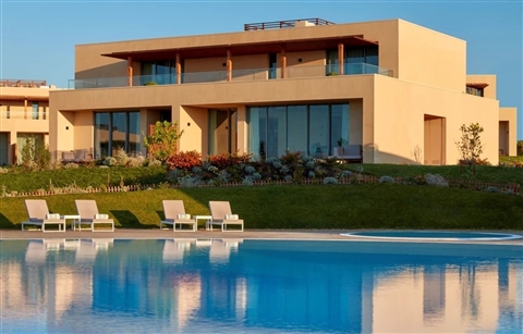 White Shell Beach Villas